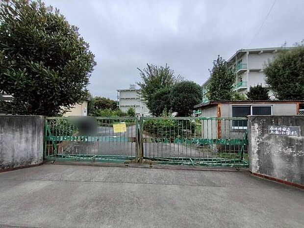 春日井市立上条小学校（約1,360m）