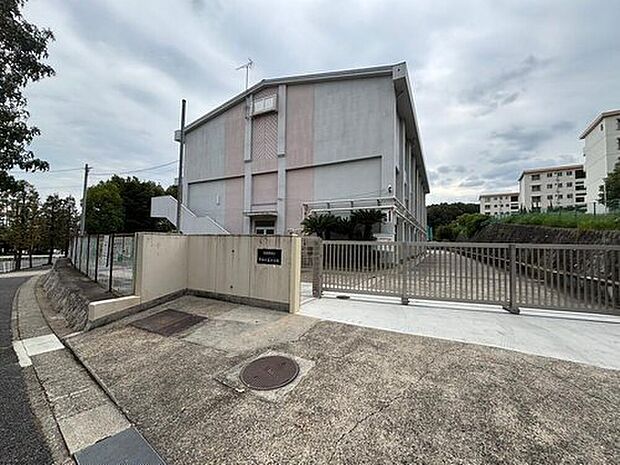 名古屋市立平和が丘小学校(約600m)