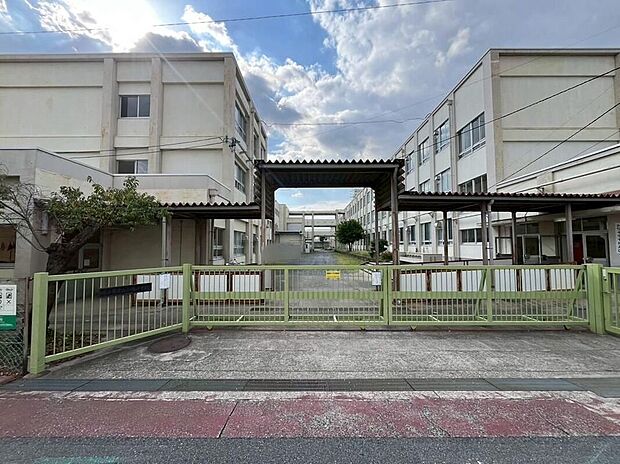 名古屋市立小幡小学校（約800m）