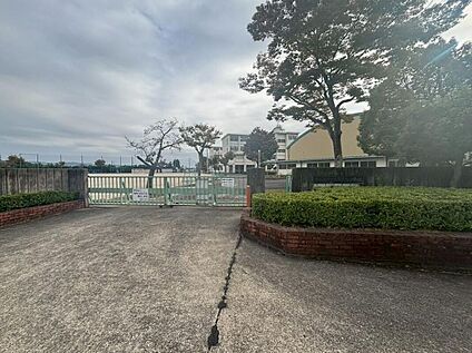 春日井市立東高森台小学校 500ｍ(徒歩7分)