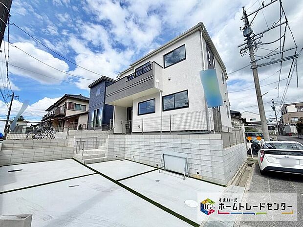 【現地外観写真】○コンビニ徒歩６分、スーパー徒歩１９分、ドラッグストア徒歩１７分♪飯田グループホールディングス唯一の販売専門会社のホームトレードセンターの社員が直接、当物件をご案内いたします。

