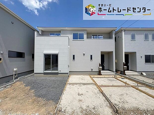 【現地外観写真】小牧市久保一色南 全5棟(写真3号棟)堂々完成しました☆ご案内可能です♪広々とした住空間と新築ならではの快適さが魅力♪
これからの暮らしを心地よくスタートできる、注目の一邸です。