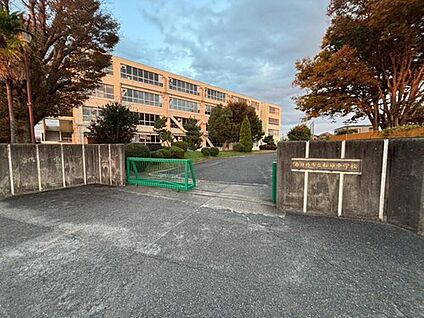 春日井市立松原中学校 1100ｍ(徒歩14分)