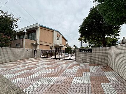 名古屋市立千石小学校 550m(徒歩7分)