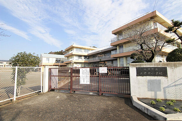 大岩田小学校（約547m）