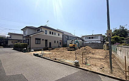 販売現地