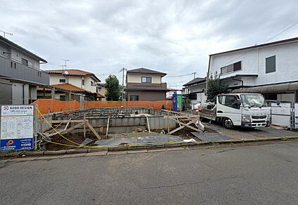 基礎工事中