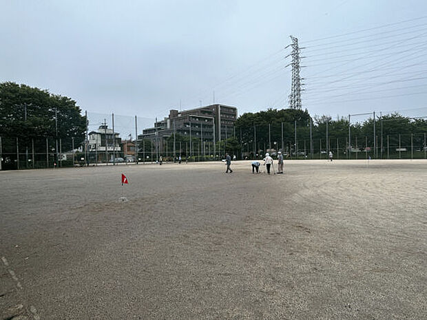 柳根町公園(約1,200m)