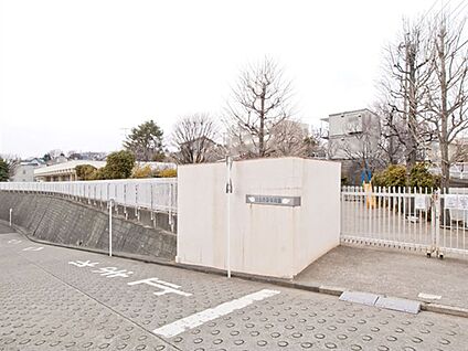 日吉夢保育園 551m