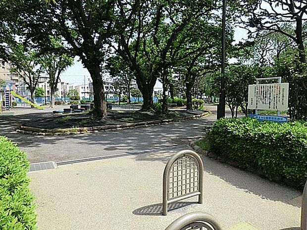 世田谷区立希望丘記念公園（約635m）