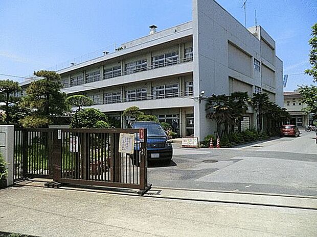 市川市立平田小学校（約654m）