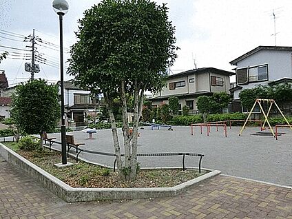 桜田2丁目公園 1058m