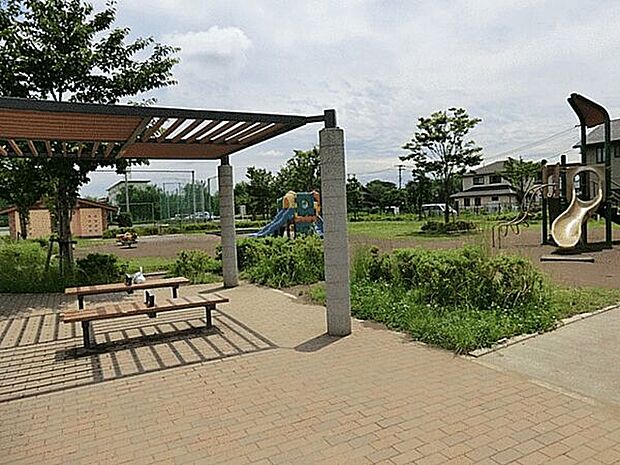 西堀高沼公園(約679m)