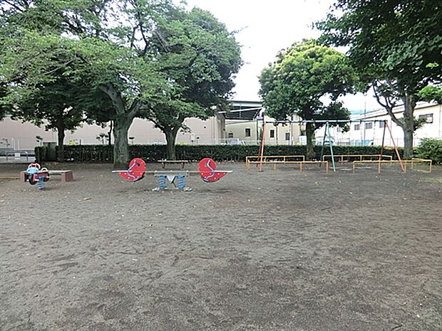 氷川公園（約1,346m）
