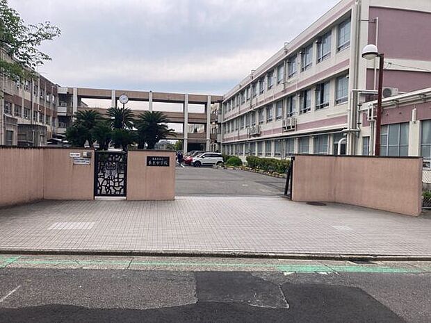 名古屋市立長良中学校(約3,285m)