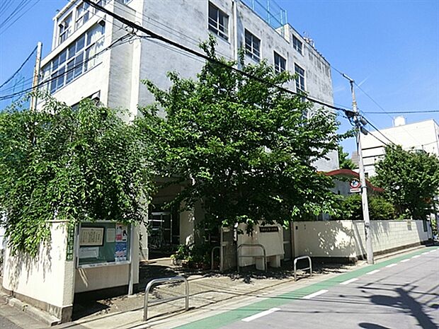 文京区立第十中学校(約537m)