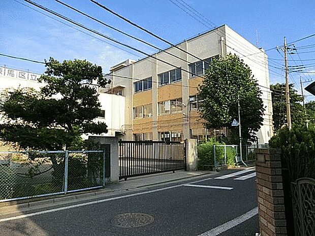 練馬区立大泉第四小学校(約687m)