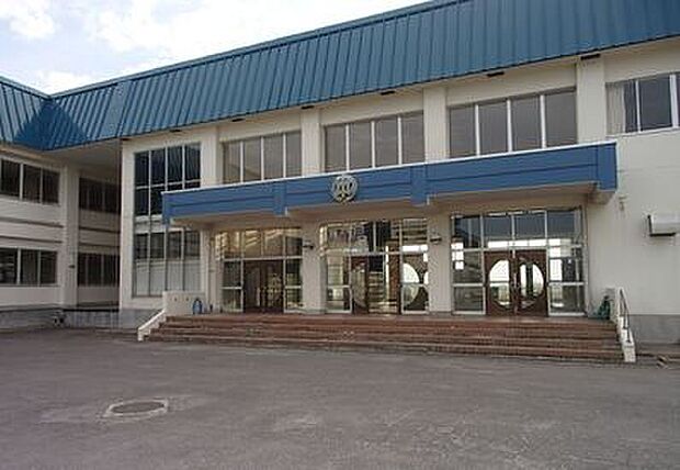 五所川原市立五所川原第3中学校(約1,370m)
