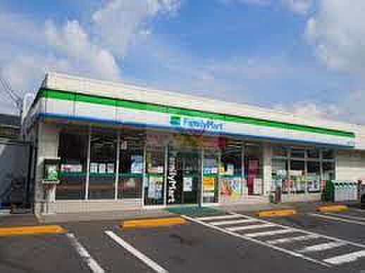 ファミリーマート田柄一丁目店（約398m）