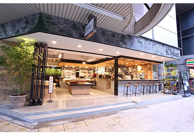 エミオ桜台（約1,326m）