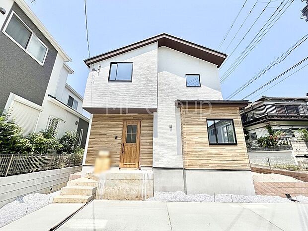 ~Exterior~ 首都圏で憧れのスローライフ♪緑に囲まれた土地は都会の喧騒を忘れられそう。四季を通じて自然と触れ合えるスポットが周辺には盛りだくさん!住みたくなる家。暮らしたい町。