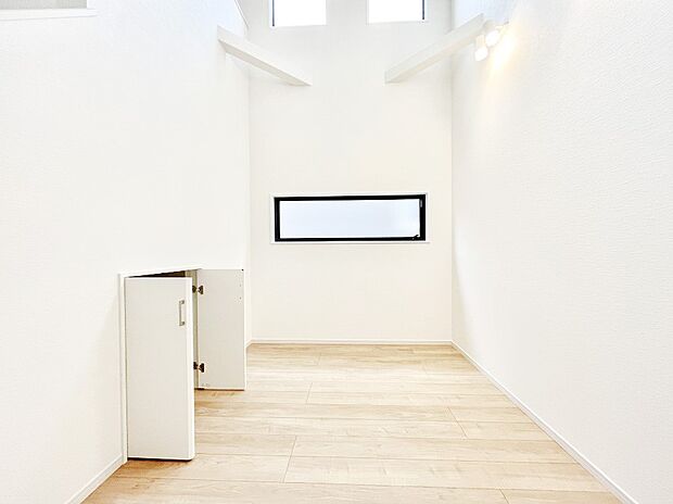 【その他設備(吹抜)】◆１号棟◆お部屋に明るさと開放感をプラスしてくれる吹抜を採用しました！