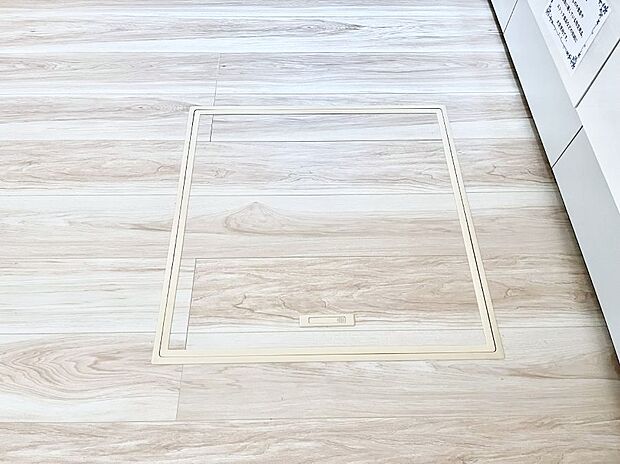 【その他設備(床下収納)】床下収納付き！日用品・非常用品の収納にも大活躍。