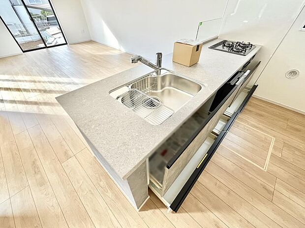 【その他設備(スライド収納)】使いやすさを優先したスライド式収納タイプ！