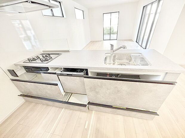 【その他設備(スライド収納)】使いやすさを優先したスライド式収納タイプ！