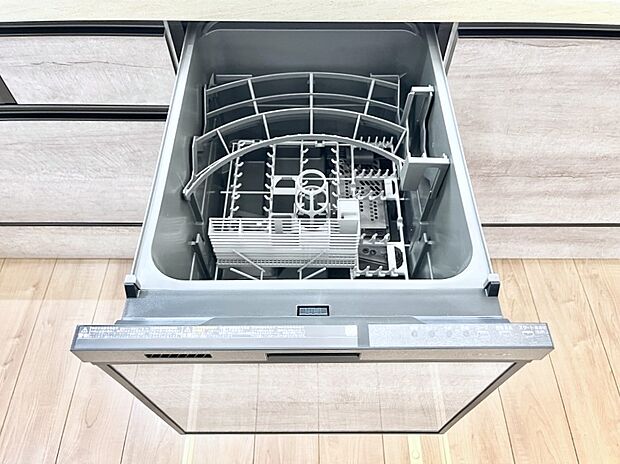 【その他設備(食洗機)】面倒なお片づけは食洗機にお任せ!家事の負担が減って、時間にも気持ちにもゆとりができます。