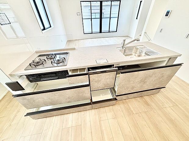 【その他設備(スライド収納)】使いやすさを優先したスライド式収納タイプ!