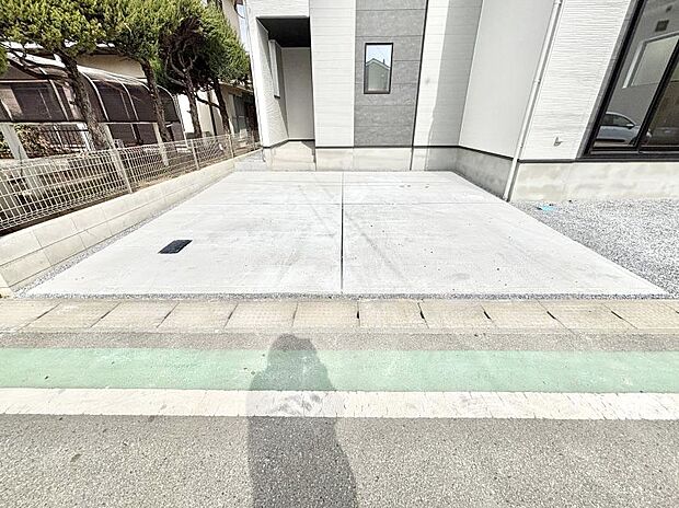 【駐車場】生活に欠かせない駐車スペース。