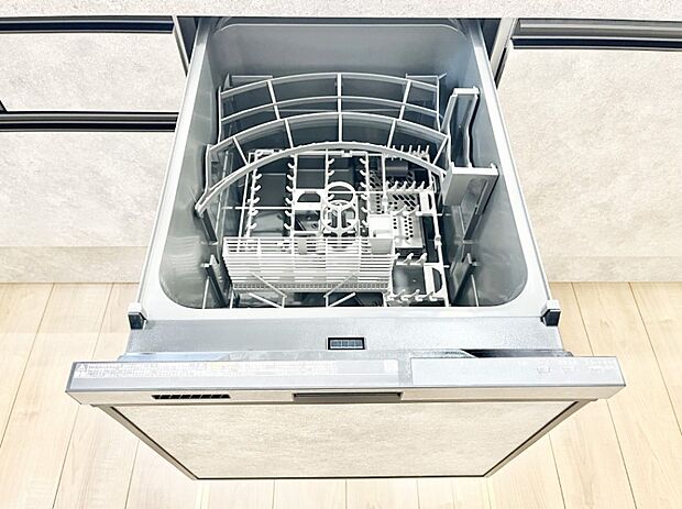 【その他設備(食洗機)】面倒なお片づけは食洗機にお任せ!家事の負担が減って、時間にも気持ちにもゆとりができます。