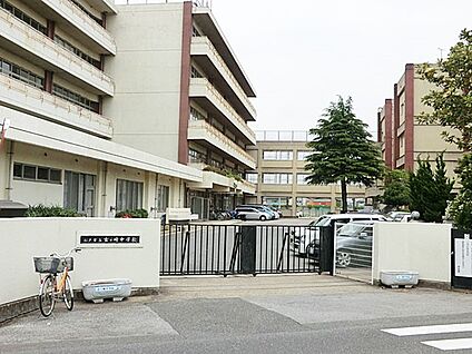松戸市立古ケ崎中学校 1700m