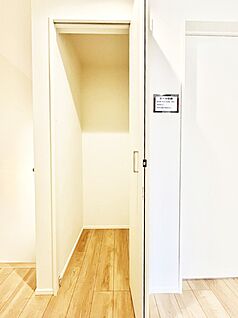 その他設備(廊下収納)