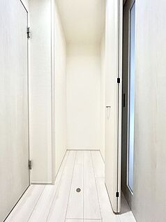その他設備(廊下収納)
