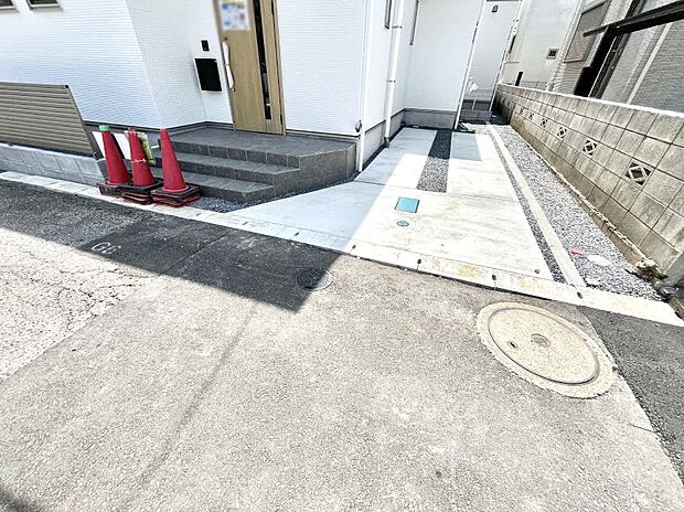 【駐車場】生活に欠かせない駐車スペース。
