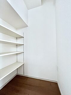その他設備(パントリー)
