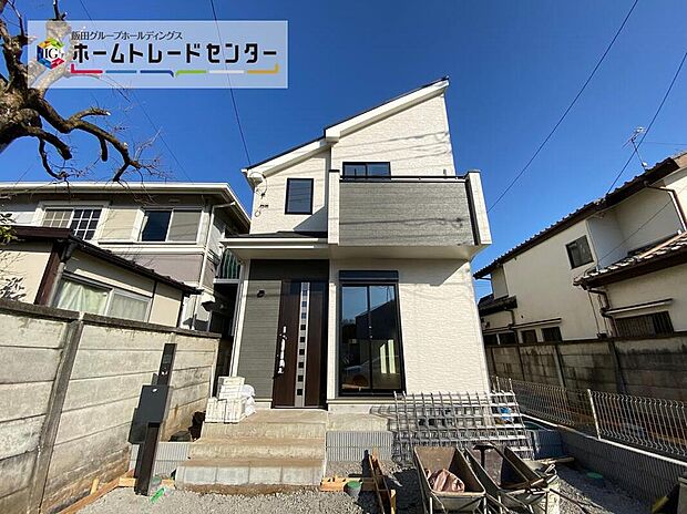 ☆立川砂川町・全2棟のご案内です!洗練されたデザインのお洒落なお住まい。
たっぷり収納できる「ロフト」付き!
リビングイン階段や、水回り集中設計を採用した、家族に優しい間取りです◎