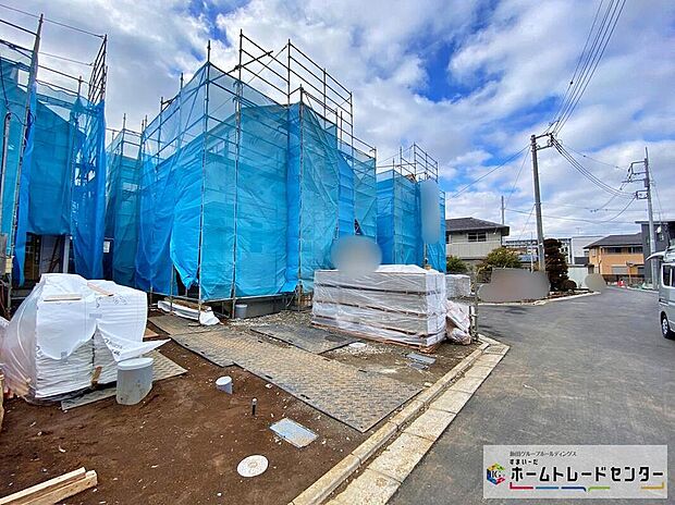☆広い駐車スペースは、来客時にも便利です♪
陽当たり良好で快適なお住まい!居心地の良い快適な安らぎの場になりそうです♪
当日のご案内も可能です♪
ぜひ現地ご覧ください!