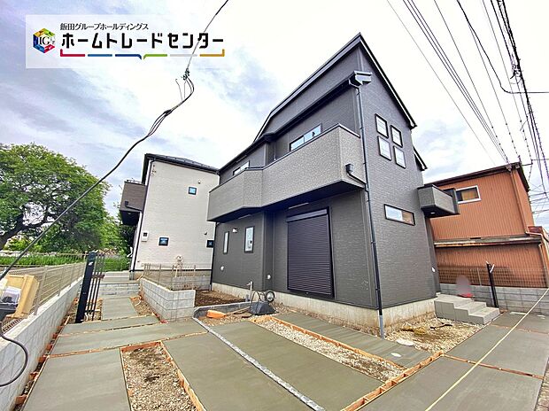 一戸建ての大きなメリットは、「自分の土地」を自由に使えること。好きなペットが飼えるほか、ガーデニングやＤＩＹ、車やバイクの手入れなど様々な趣味を楽しめます♪
