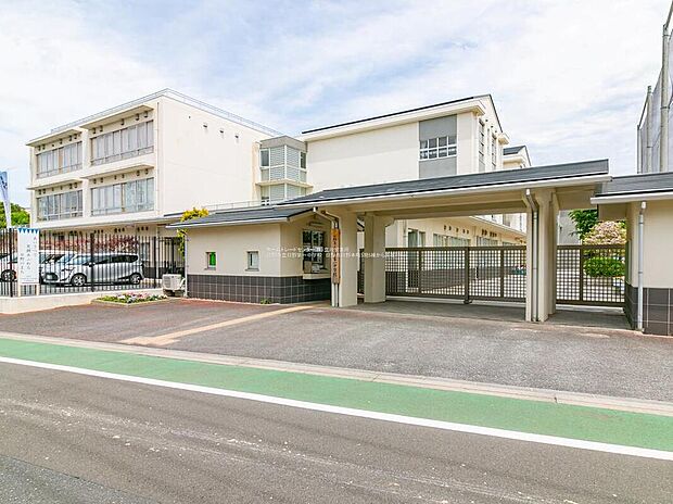 日野市立日野第一中学校（約650m）