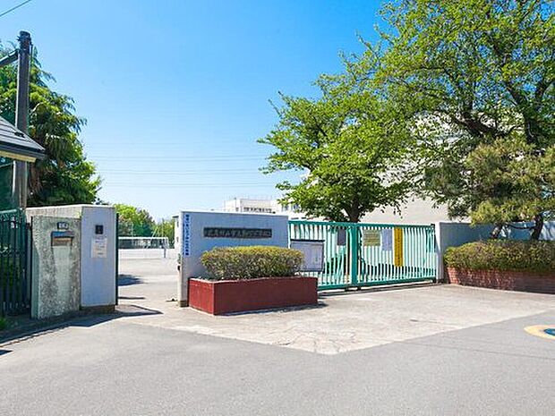 武蔵村山市立第八小学校（約500m）