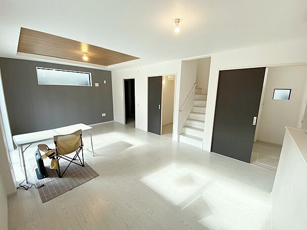 【☆Living　 room☆】☆忙しく過ぎゆく日常を置き去るほど、ゆったりした時間が流れる住環境。『快適』とは「家」と「街」と「環境」が調和した時に訪れるだと改めて感じさせる永住邸がこちらです。