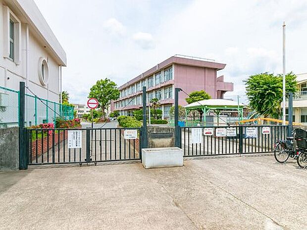 日野市立日野第八小学校（約1,100m）