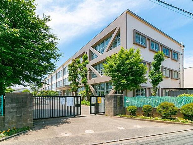 昭島市立玉川小学校（約550m）