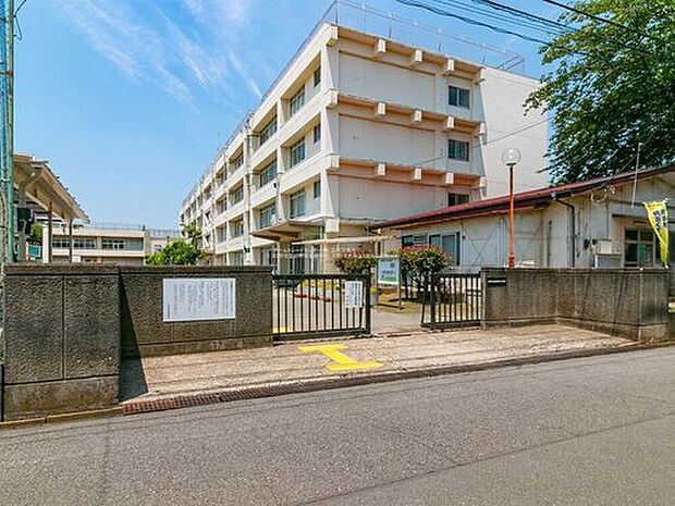日野市立日野第七小学校(約550m)