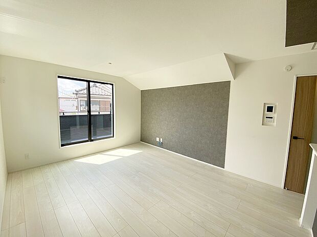 【☆Living Room☆ 】☆Living Room☆
空気感という居心地の良いBGMは、暮らしのステージを彩り、心からのやすらぎと満足感を与えてくれます。