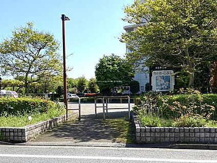 栄五東公園 230m (徒歩3分)