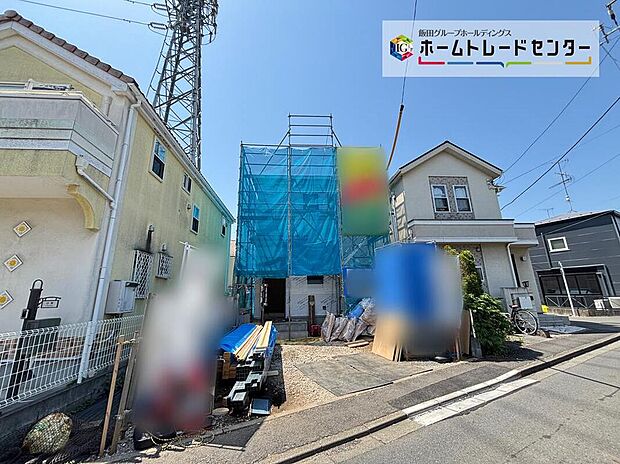 【前面道路含む現地写真】☆さまざまな設備や間取り、住み心地をぜひ現地でご確認ください♪当日の見学予約も承ります。お気軽にお問合せください。